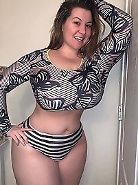 Gorgeous Milf (coroa potranca)